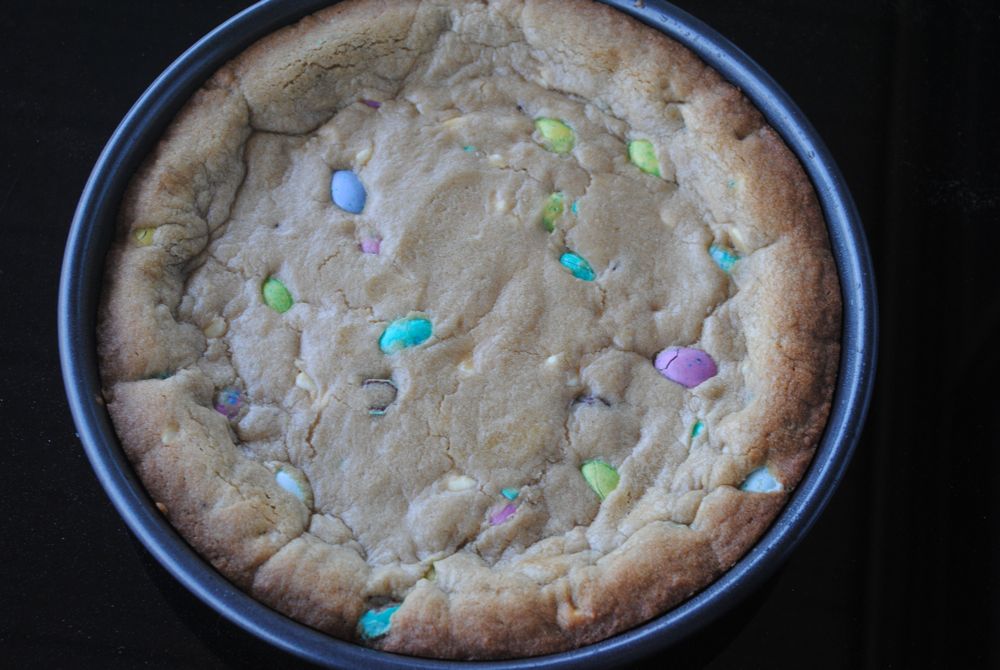 Easter M&M Cookie Pie