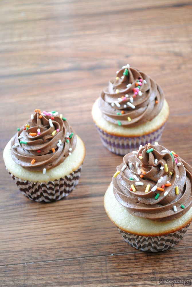 Vanilla Cupcakes with Milk Chocolate Frosting